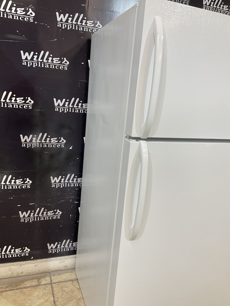 Frigidaire Used Refrigerator Top and Bottom 28x64 1/2” (White) 