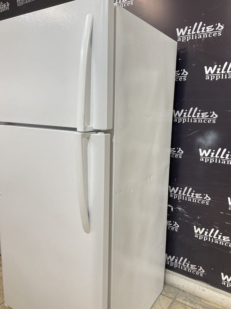 Frigidaire Used Refrigerator Top and Bottom 30x65 1/2” (White) 