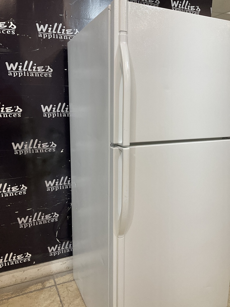 Kenmore Used Refrigerator Top and Bottom 30x65 1/2” (White) 
