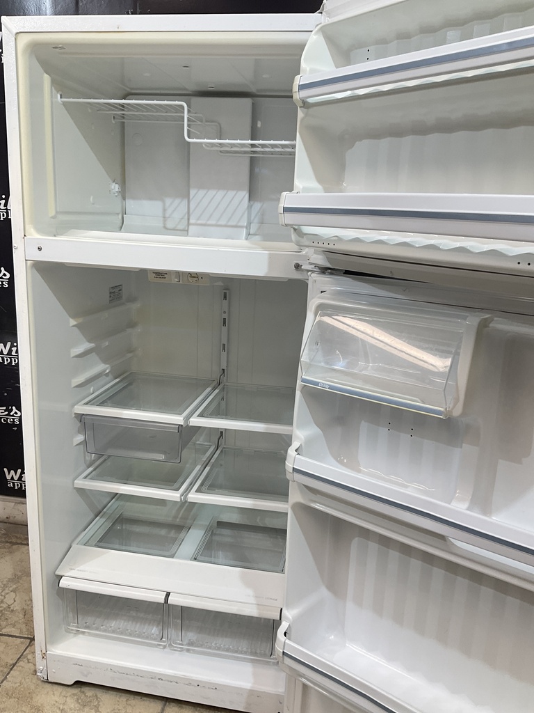 Ge Used Refrigerator Top and Bottom 28x64 1/2” (White) 
