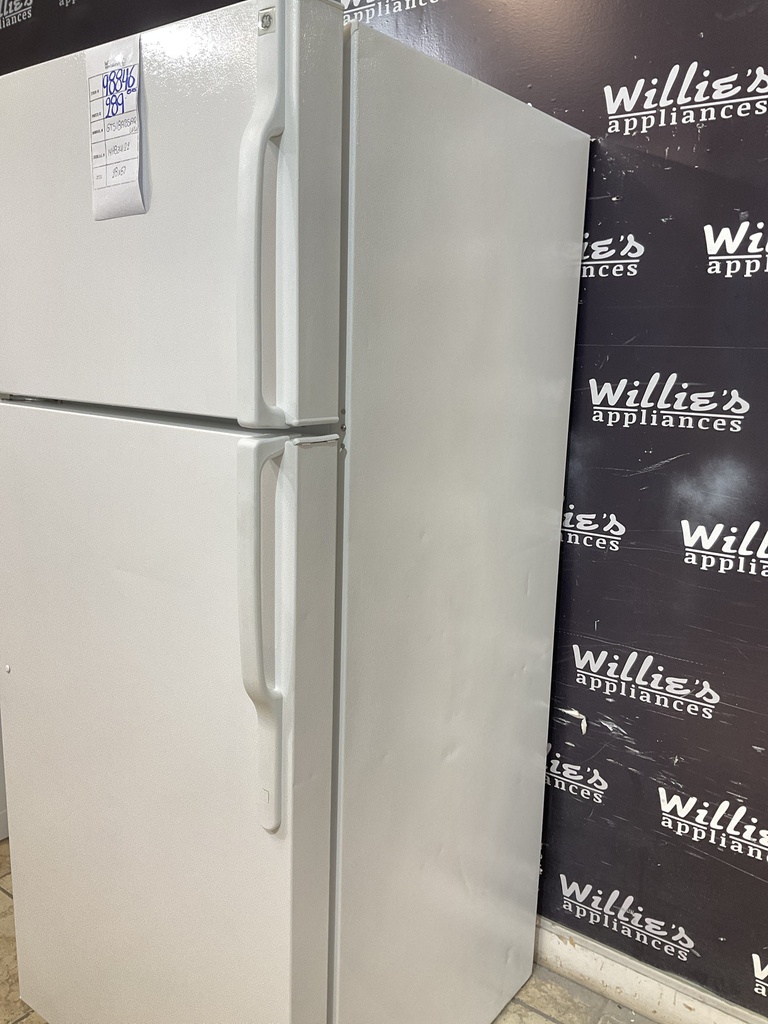 Ge Used Refrigerator Top and Bottom 28x67 (White) 