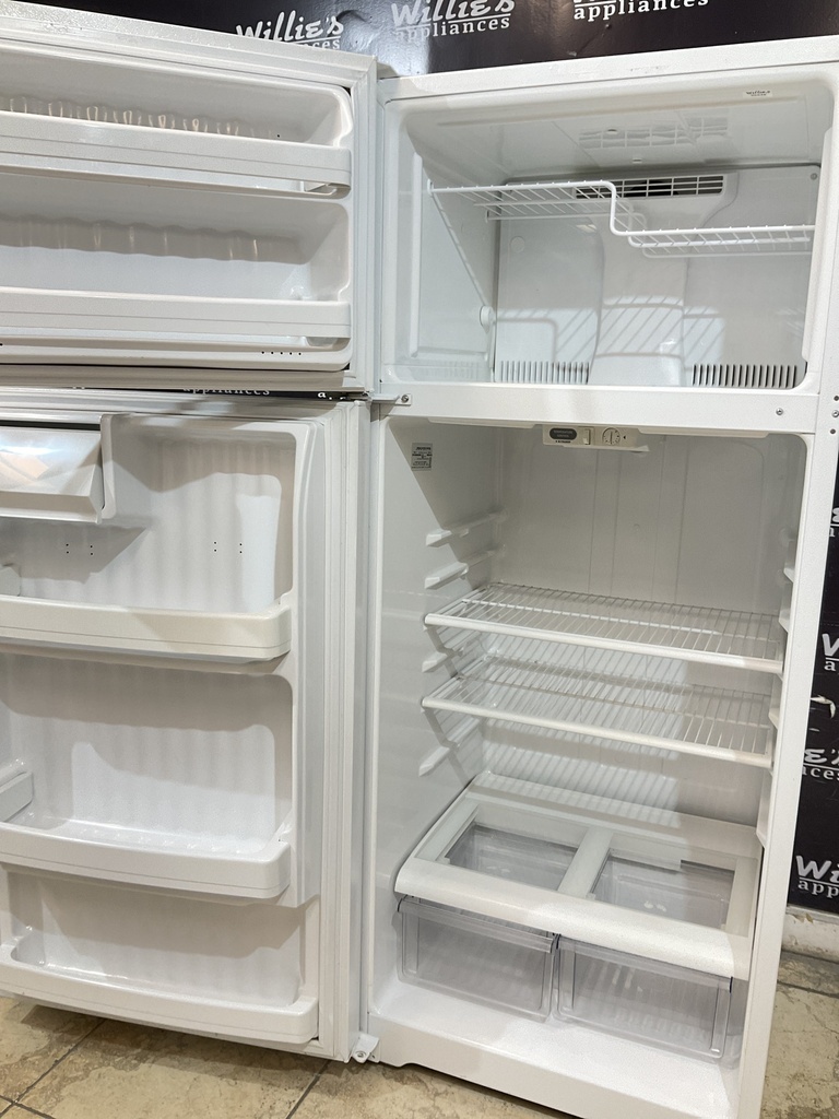 Ge Used Refrigerator Top and Bottom 28x67 (White) 