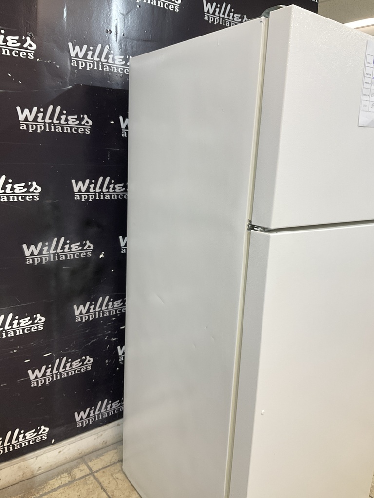 Whirlpool Used Refrigerator Top and Bottom 28x67 1/2” (White) 