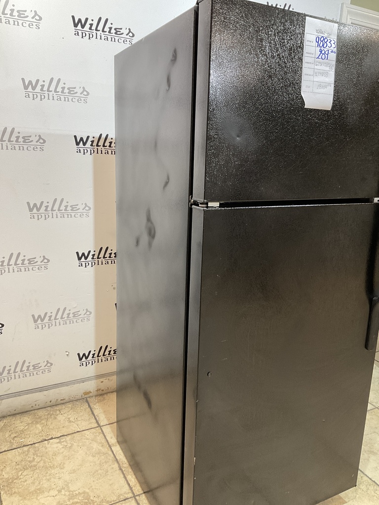 Ge Used Refrigerator Top and Bottom 28x64 1/2” (Black)