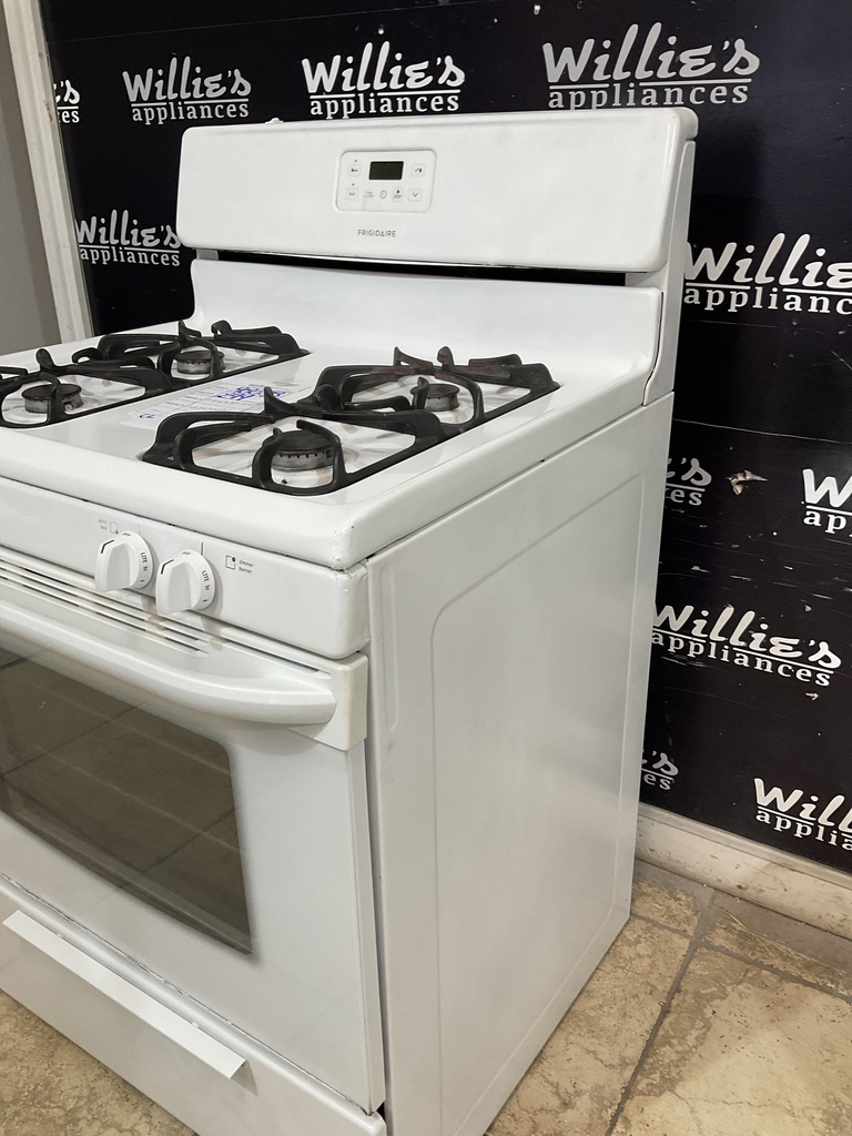 Frigidaire Used Natural Gas Stove 30inches (White) 