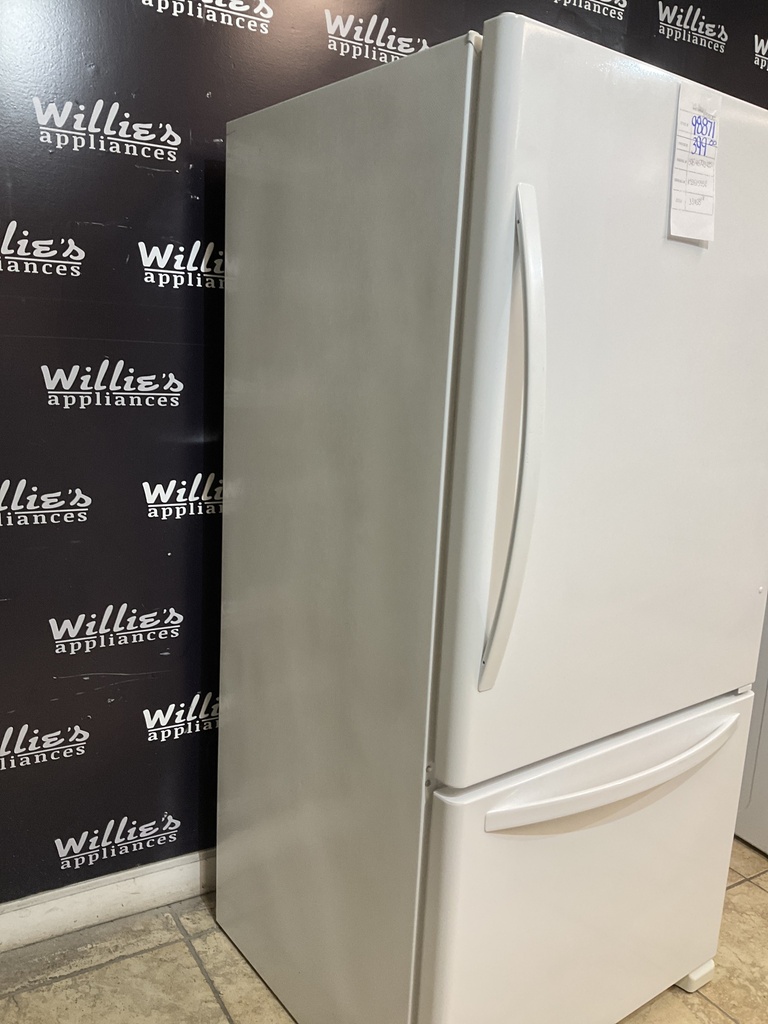 Kenmore Used Refrigerator Top and Bottom Mount 33x68 1/2” (White)
