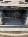 Ge Used Electric Stove 220volts (40/50 AMP) 30inches {3 prong}  (Bisque) 
