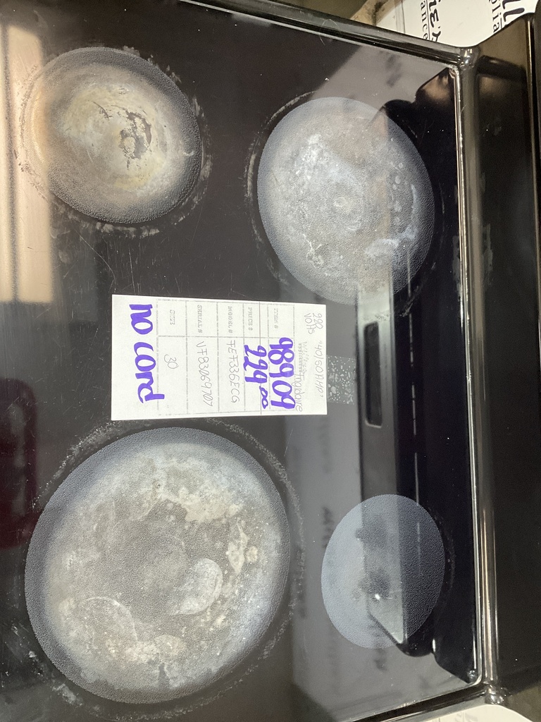 Frigidaire Used Electric Stove 220volts (40/50 AMP) 30inches {no cord} (Stainless Steel) 