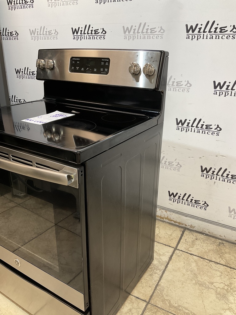 Ge Used Electric Stove 220volts (40/50 AMP) 30inches {no cord} (Stainless Steel) 