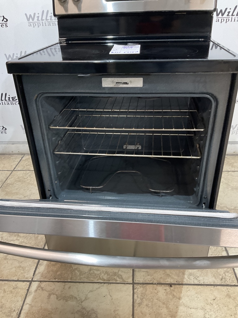 Ge Used Electric Stove 220volts (40/50 AMP) 30inches {no cord} (Stainless Steel) 