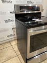 Lg Used Electric Stove 220volts (40/50 AMP) 30inches {no cord} (Stainless Steel) 