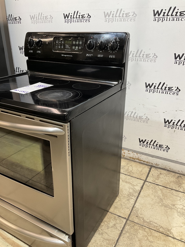 Frigidaire Used Electric Stove 220volts (40/50 AMP) 30inches {no cord} (Stainless Steel) 