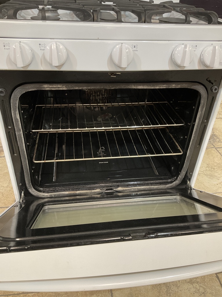 Ge Used Gas Propane Stove Stove 30inches (White) 