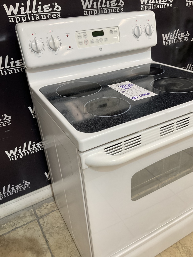 Ge Used Electric Stove 220volts (40/50 AMP) 30inches {no cord} (White) 
