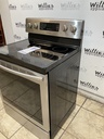 Samsung Used Electric Stove 220volts (40/50 AMP) 30inches {3 prong} (Stainless Steel) 