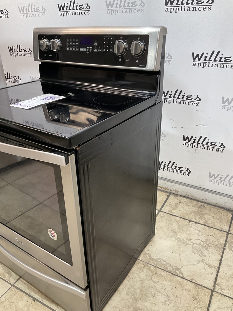 Whirlpool Used Electric Stove 220volts (40/50 AMP) 30inches {no cord} (Stainless Steel) 