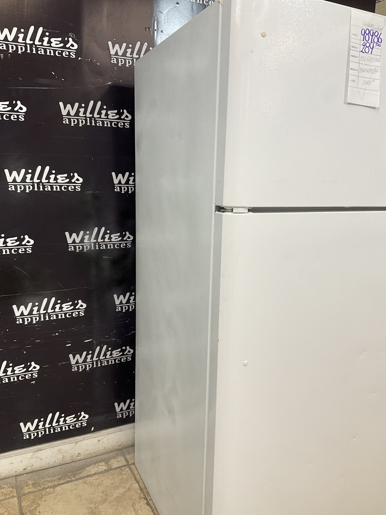Frigidaire Used Refrigerator Top and Bottom 30x65 1/2” (White) 