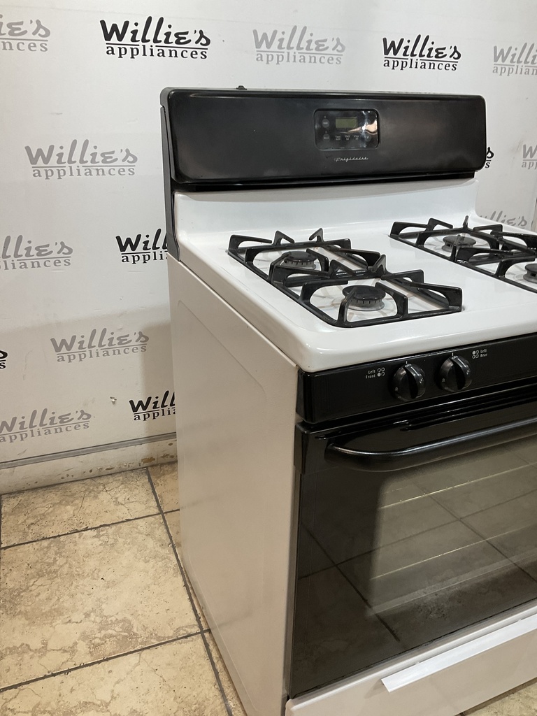 Frigidaire Used Natural Gas Stove 30inches (White/Black) 