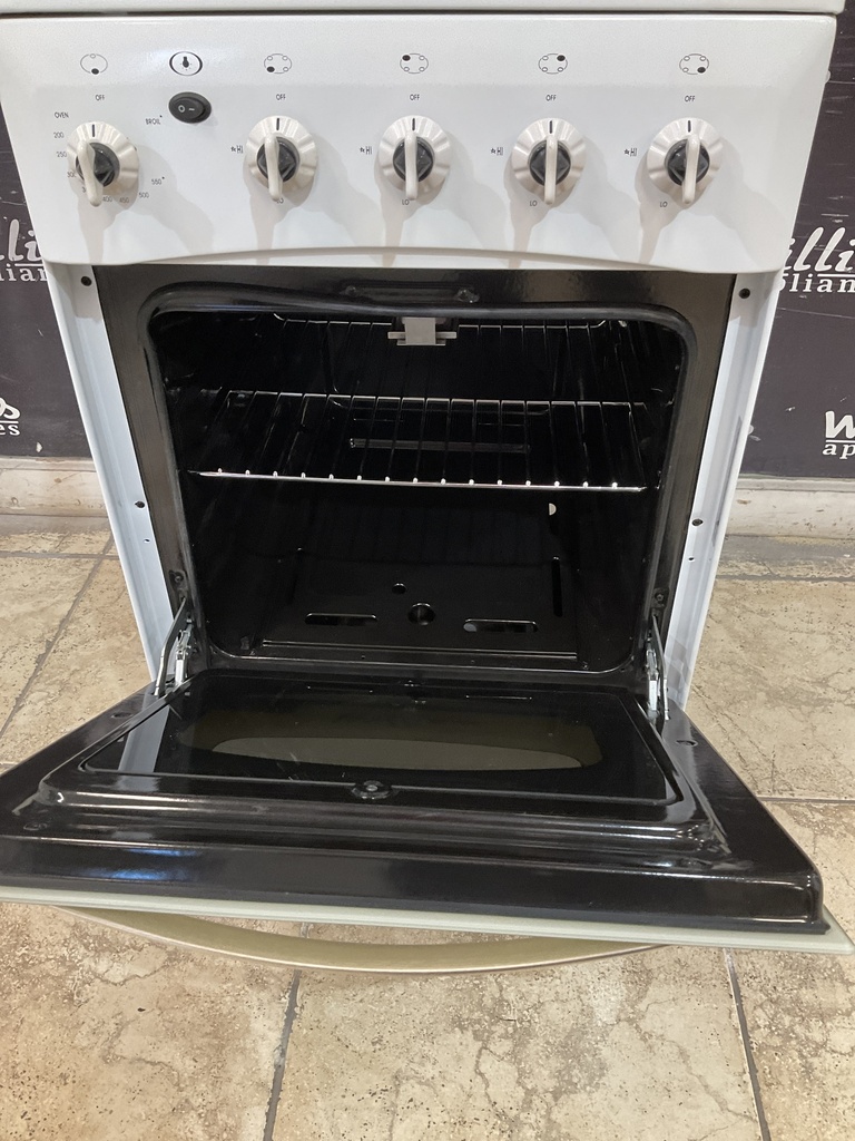 Willie’s Used Natural Gas Stove 19 1/2” (White) 