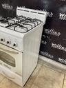 Willie’s Used Natural Gas Stove 19 1/2” (White) 