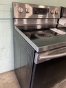 Samsung Used Electric Stove 220volts (40/50 AMP) 30inches {3 prong} (Stainless Steel) 