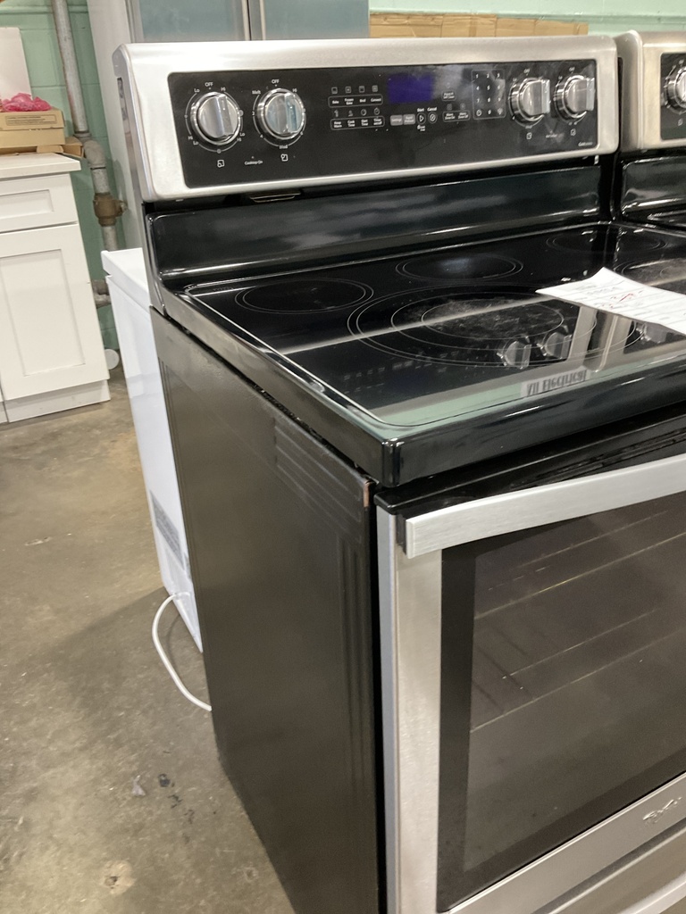 Whirlpool Used Electric Stove 220volts (40/50 AMP) 30inches {no cord} (Stainless Steel) 