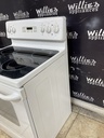 Ge Used Electric Stove 220volts (40/50 AMP) 30inches {3 prong} (White) 