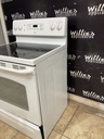 Ge Used Electric Stove 220volts (40/50 AMP) 30inches {3 prong} (White) 