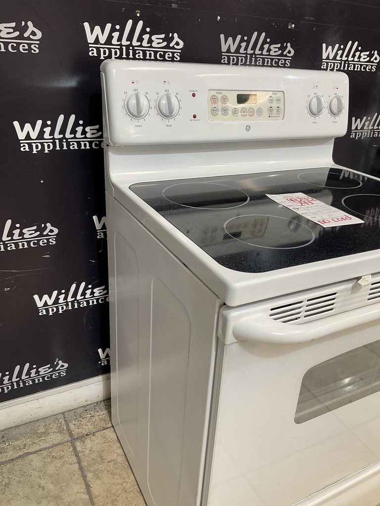 Ge Used Electric Stove 220volts (40/50 AMP) 30inches {no cord} (White) 