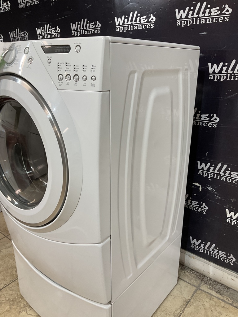 Whirlpool Used Washer Front-load 27inches (White) 