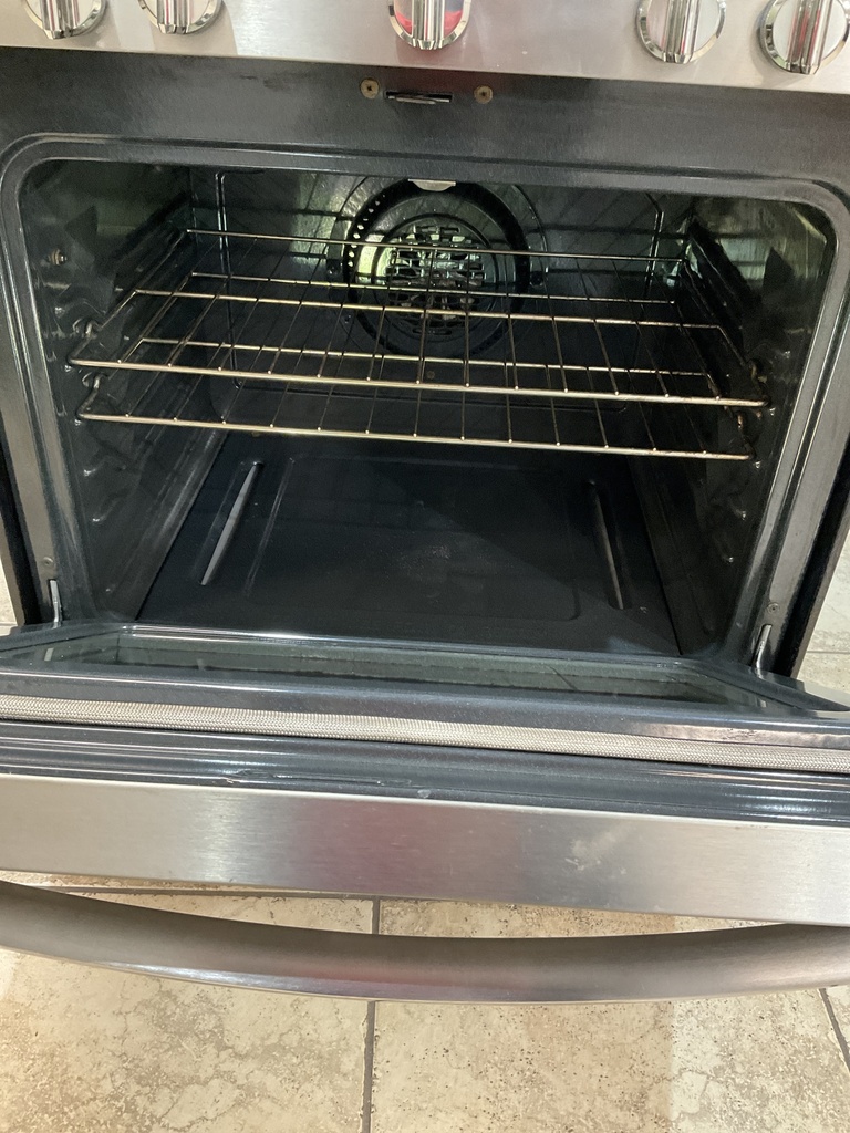 Frigidaire Used Gas Propane Stove 30inches (Stainless Steel) 