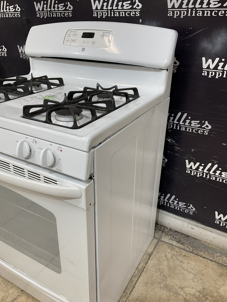Ge Used Natural Gas Stove 30inches (White) 
