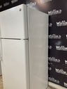 Ge Used Refrigerator Top and Bottom 28x66 1/2 ( White) 