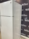 Ge Used Refrigerator Top and Bottom 28x66 1/2” (White) 
