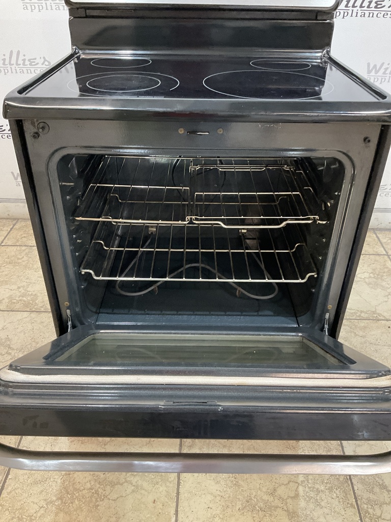 Frigidaire Used Electric Stove 220volts (40/50 AMP) 30inches {3 prong} (Stainless steel) 