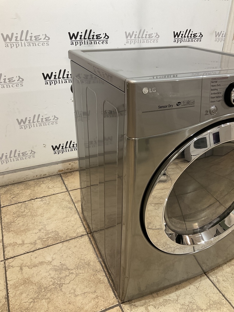 Lg Used Electric Dryer 220volts (30 AMP) 30inches {4 prong} (White) 