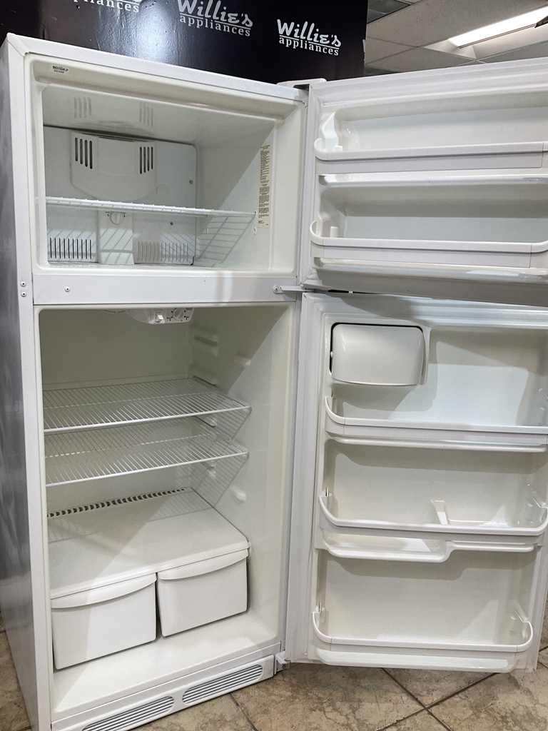 Kenmore Used Refrigerator Top and Bottom 28x64 1/2” (White) 
