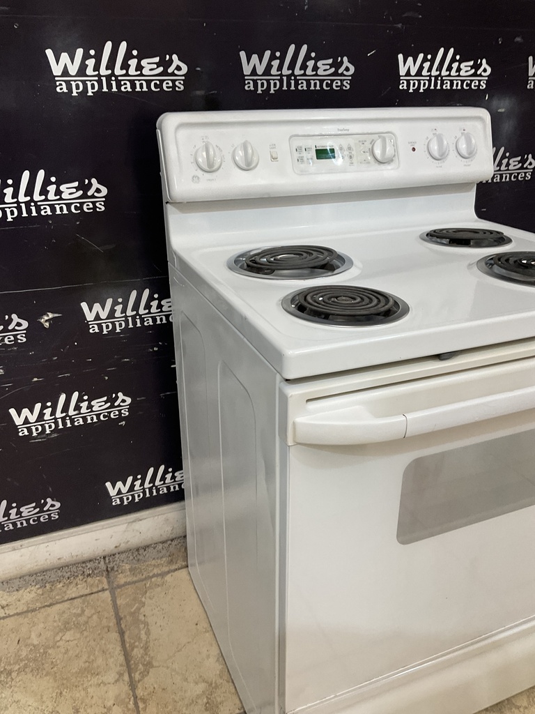 Ge Used Electric Stove 220volts (40/50 AMP) 30inches {no cord} (White)