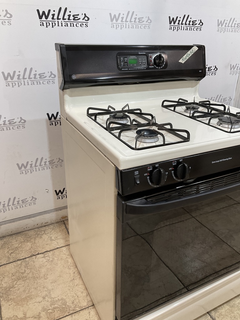 Ge Used Gas Propane Stove 30inches (Bisque/Black) 