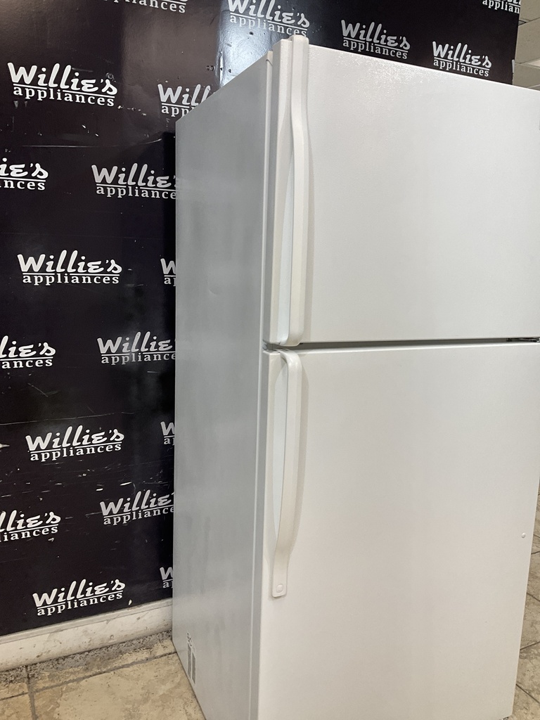 Whirlpool Used Refrigerator Top and Bottom 30x65 1/2” (White) 