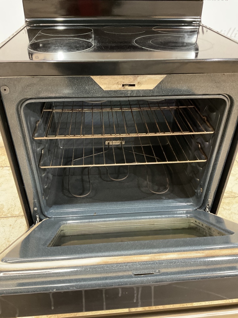 Ge Used Electric Stove 220volts (40/50 AMP) 30inches {4 prong} (Stainless Steel) 