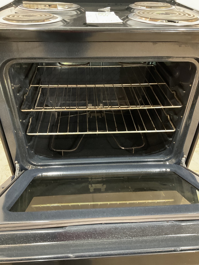 Ge Used Electric Stove 220volts (40/50 AMP) 30inches {no cord} (Stainless steel) 