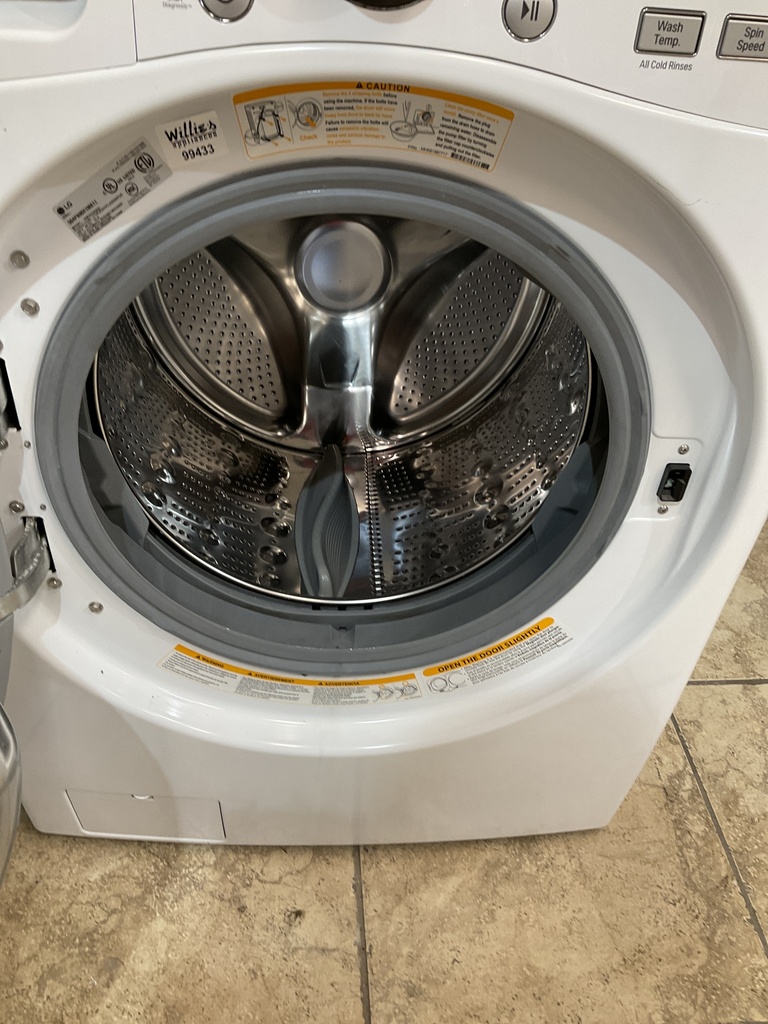 Lg Used Washer Front-load 27inches (White) 
