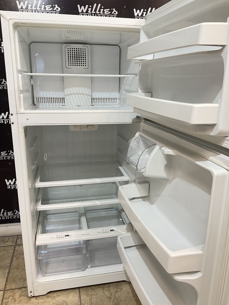 Ge Used Refrigerator Top and Bottom 28x61 (White) 