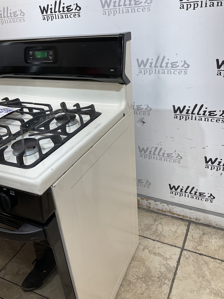 Ge Used Natural Gas Stove 30inches (Bisque/Black) 