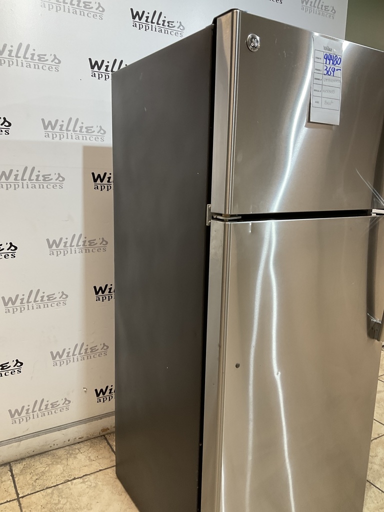 Ge Used Refrigerator Top and Bottom 28x66 1/2” (Stainless Steel) 