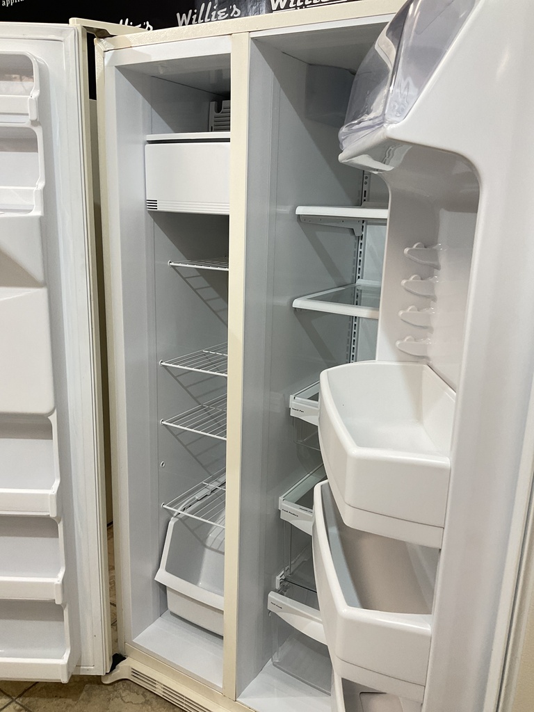 Ge Used Refrigerator Side by Side 36x69 (Bisque) 