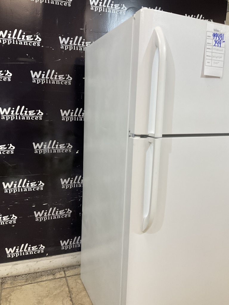 Frigidaire Used Refrigerator Top and Bottom 30x65 1/2” (White) 