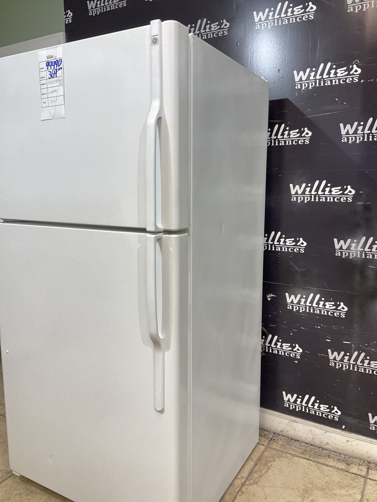 Ge Used Refrigerator Top and Bottom 33x67 (White)