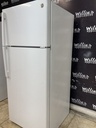 Ge Used Refrigerator Top and Bottom 28x67 (White)